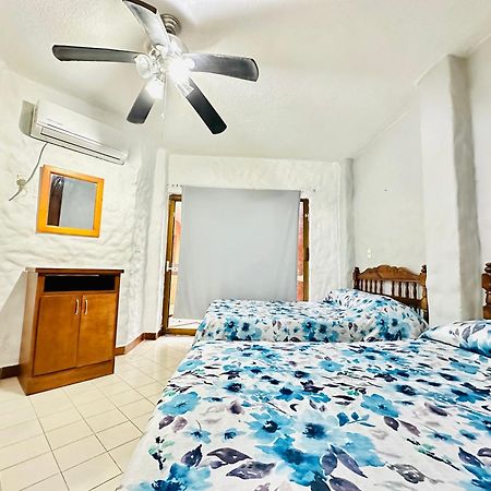 Playa Suites Mazatlán Zimmer foto