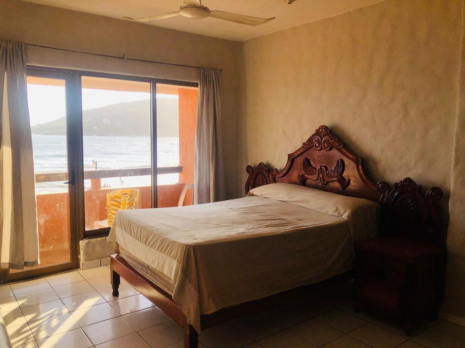 Playa Suites Mazatlán Zimmer foto