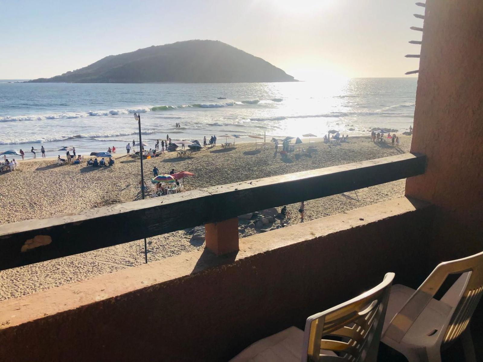 Playa Suites Mazatlán Zimmer foto